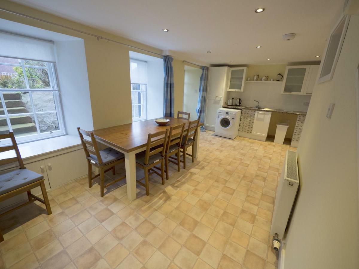 The Gallery Flat, 4 Tannage Brae Kirriemuir Extérieur photo