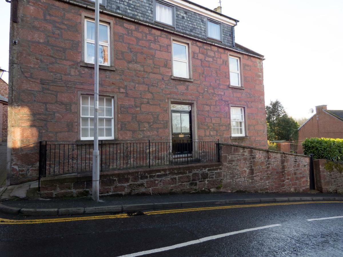 The Gallery Flat, 4 Tannage Brae Kirriemuir Extérieur photo